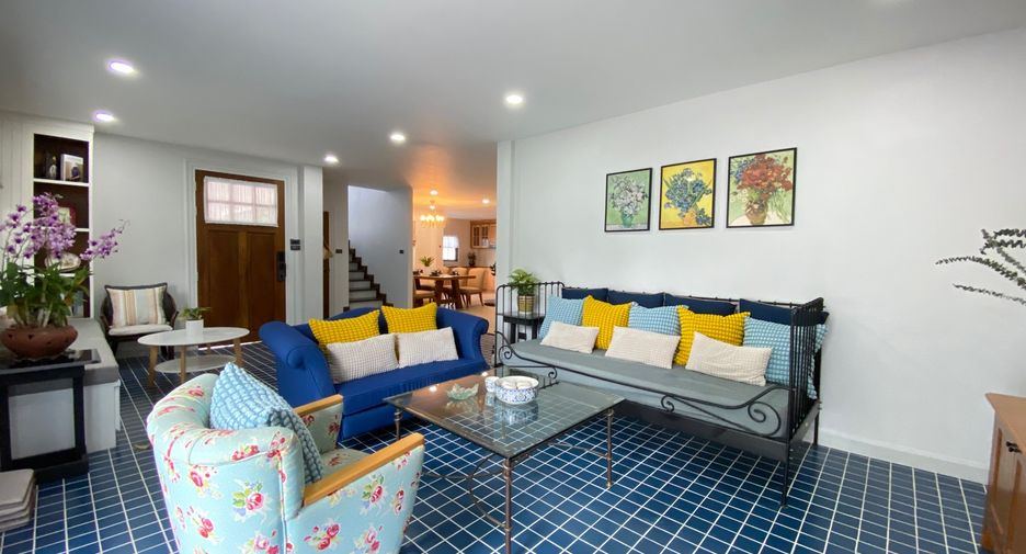 For rent and for sale 3 bedrooms house in San Kamphaeng, Chiang Mai