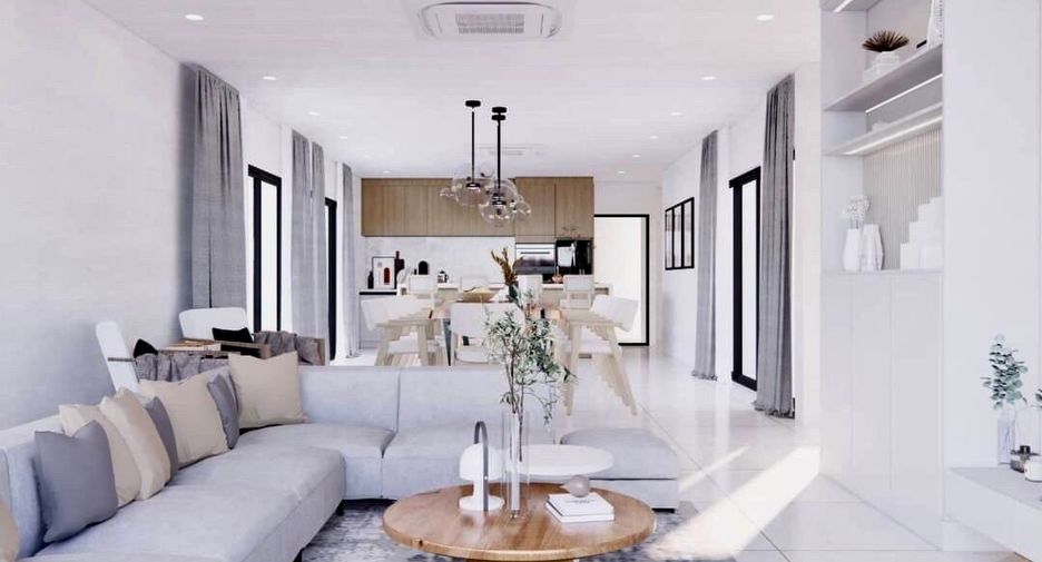 Haus zum Kauf mit 4 Zimmer in Sattahip, Chonburi