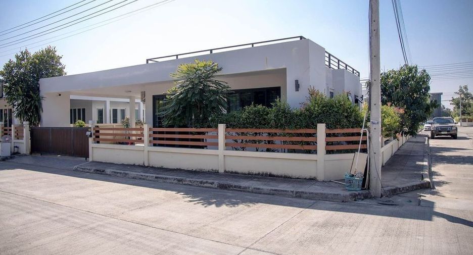 For sale 3 bedrooms house in Mueang Chiang Mai, Chiang Mai