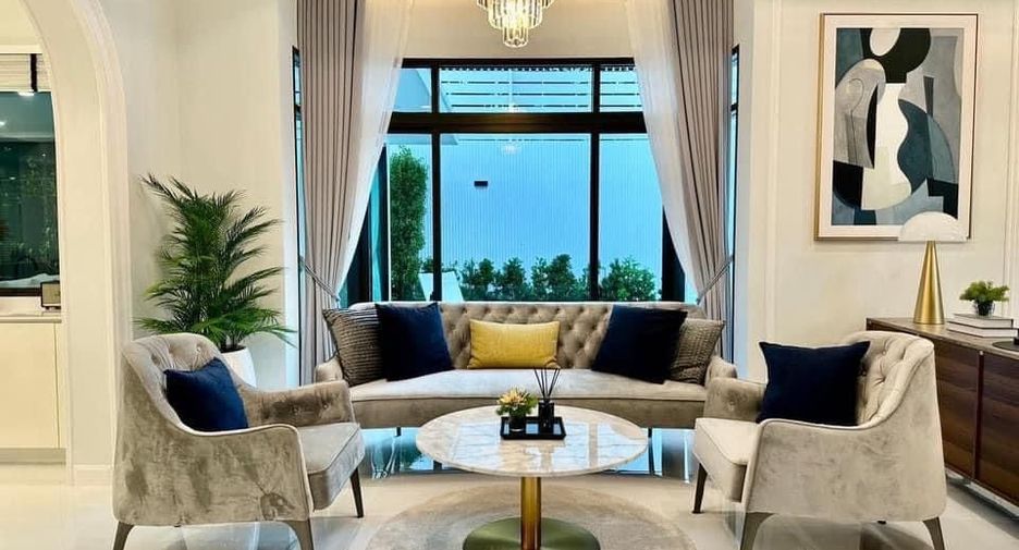 Haus zur Miete mit 5 Zimmer in Lat Krabang, Bangkok