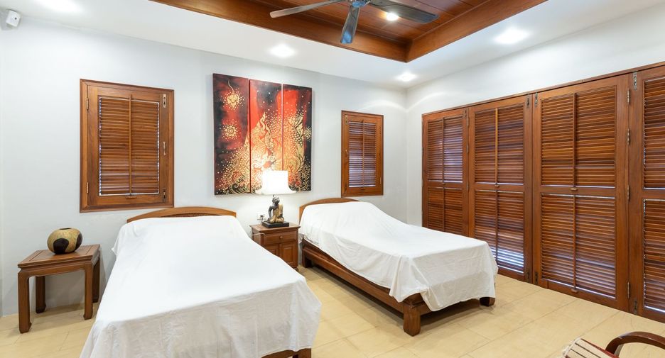 Villa zum Kauf mit 4 Zimmer in Thalang, Phuket