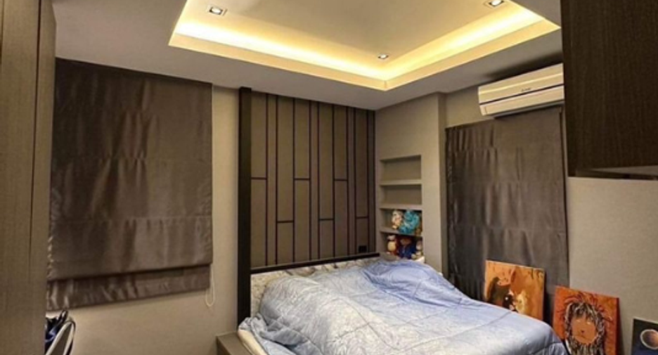 For sale 4 bedrooms house in Prawet, Bangkok