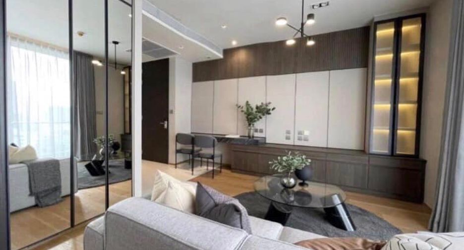 For rent and for sale 1 bed condo in Khlong Toei, Bangkok
