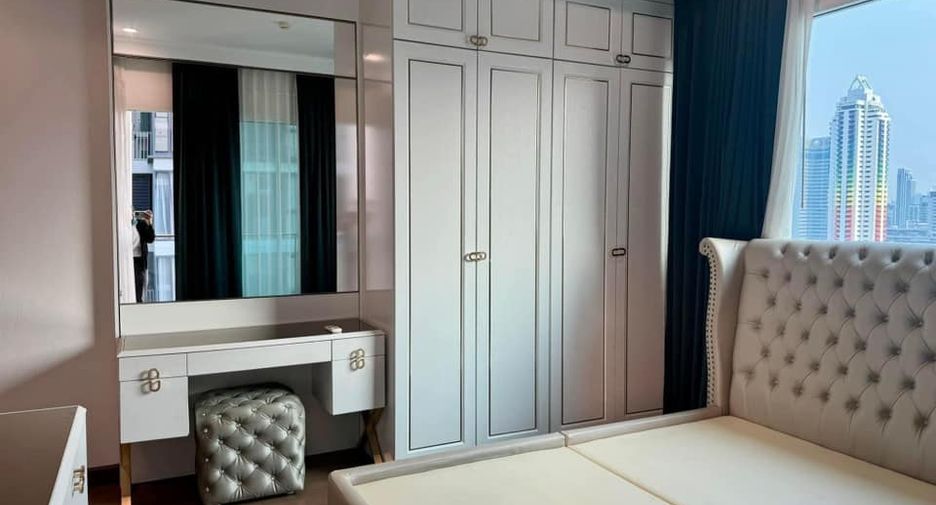 For sale 2 bedrooms condo in Ratchathewi, Bangkok