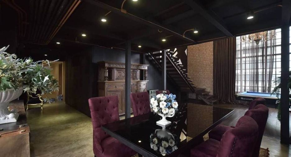 Condo en alquiler y en venta de 2 habitaciones en Khlong Toei, Bangkok