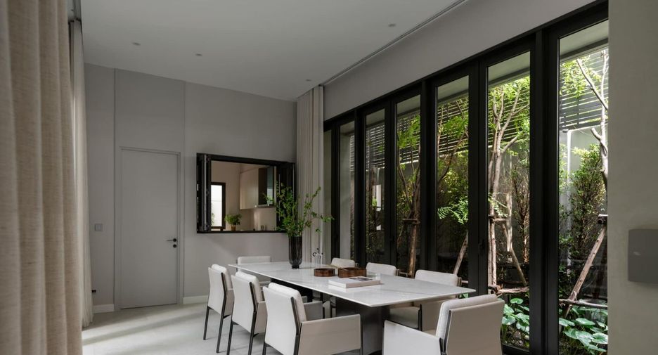 Casa en venta de 5 habitaciones en Suan Luang, Bangkok