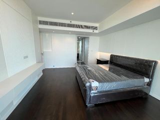 For rent 3 Beds condo in Yan Nawa, Bangkok