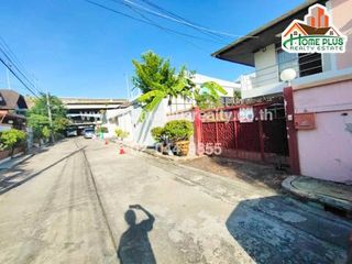 Haus zum Kauf mit 3 Zimmer in Watthana, Bangkok