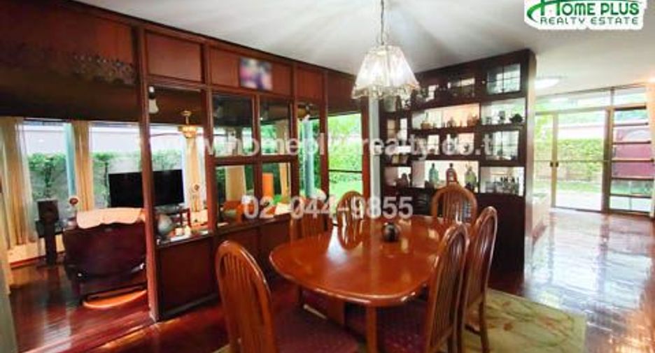 Haus zum Kauf mit 3 Zimmer in Watthana, Bangkok