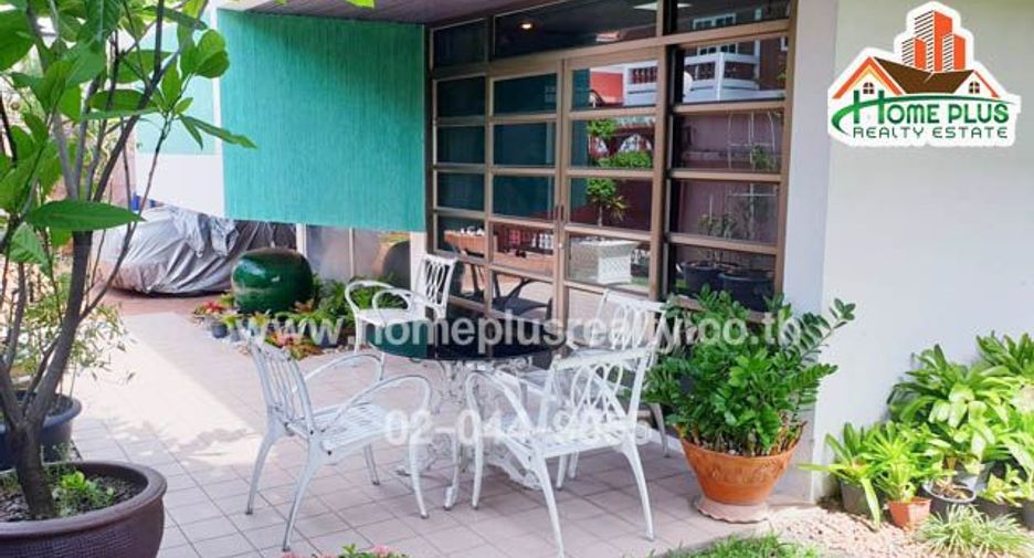 Haus zum Kauf mit 3 Zimmer in Watthana, Bangkok