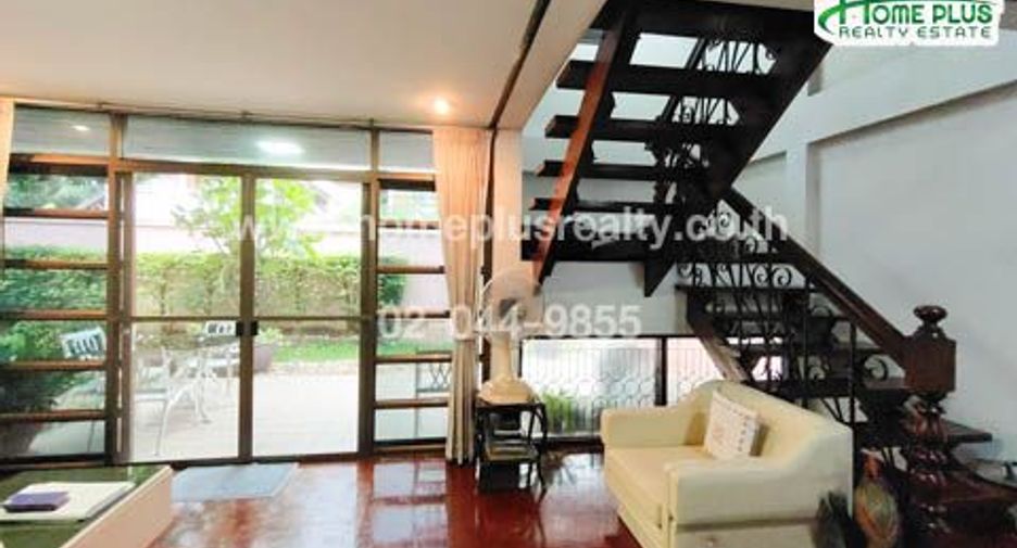 Haus zum Kauf mit 3 Zimmer in Watthana, Bangkok