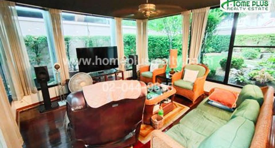 Haus zum Kauf mit 3 Zimmer in Watthana, Bangkok