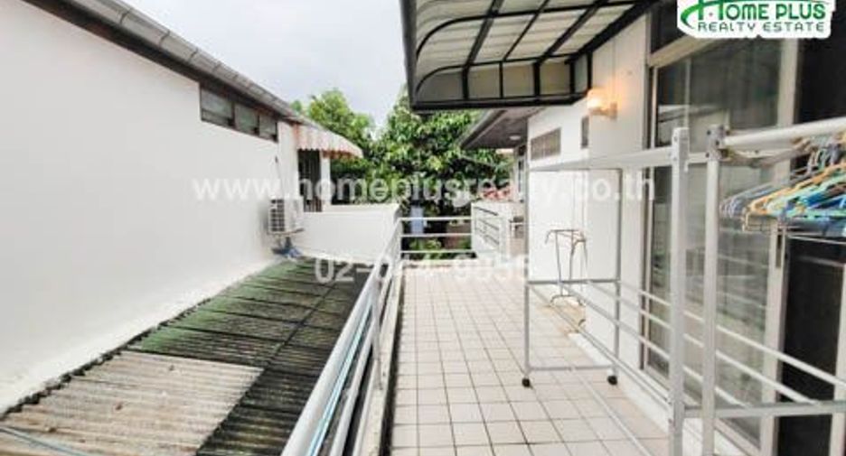 Haus zum Kauf mit 3 Zimmer in Watthana, Bangkok