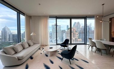 For rent 2 bed condo in Pathum Wan, Bangkok