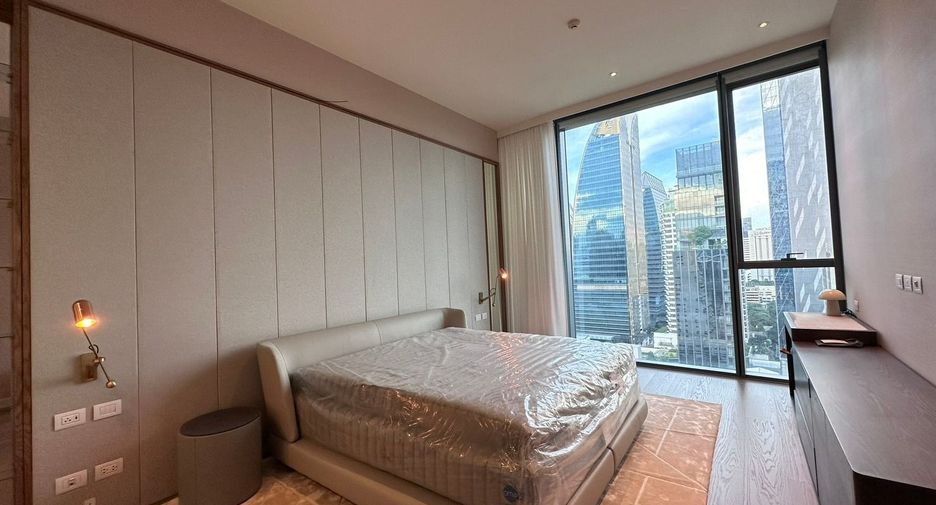 For rent 2 ベッドルーム condo in Pathum Wan, Bangkok