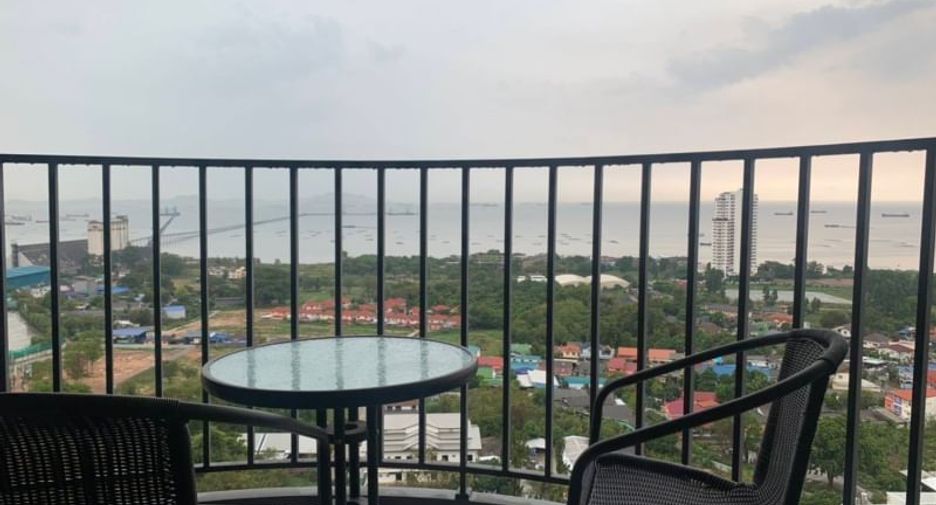 For rent 2 bedrooms condo in Si Racha, Chonburi