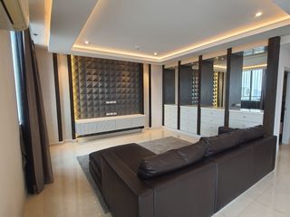 For rent 3 bed condo in Bang Kapi, Bangkok