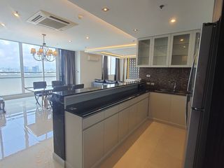 For rent 3 bed condo in Bang Kapi, Bangkok