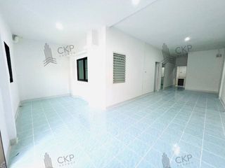 For rent and for sale 1 bed townhouse in Thanyaburi, Pathum Thani