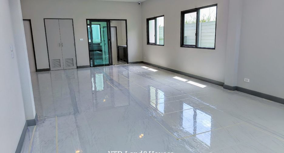 Casa en venta de 4 habitaciones en Bang Phli, Samut Prakan