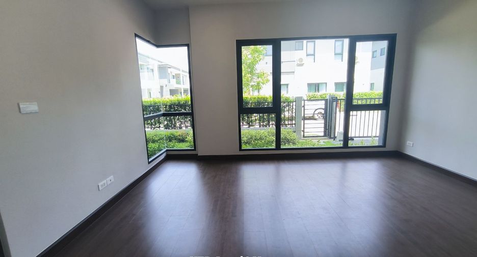 Casa en venta de 4 habitaciones en Bang Phli, Samut Prakan