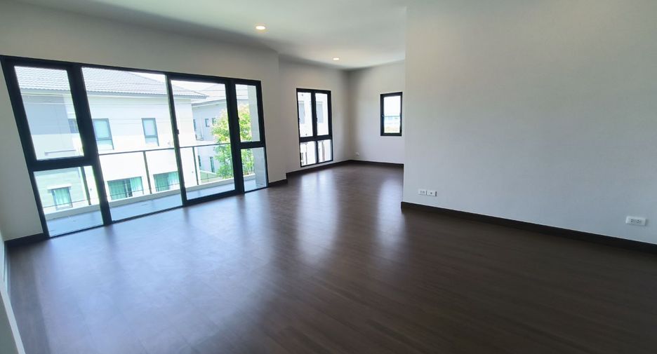 Casa en venta de 4 habitaciones en Bang Phli, Samut Prakan