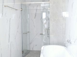 Аренда 5 спальни таунхаус в Кхлонг Тоеи, Бангкок