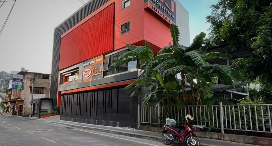 出租 16 卧室 仓库 在 Khlong Toei, 曼谷