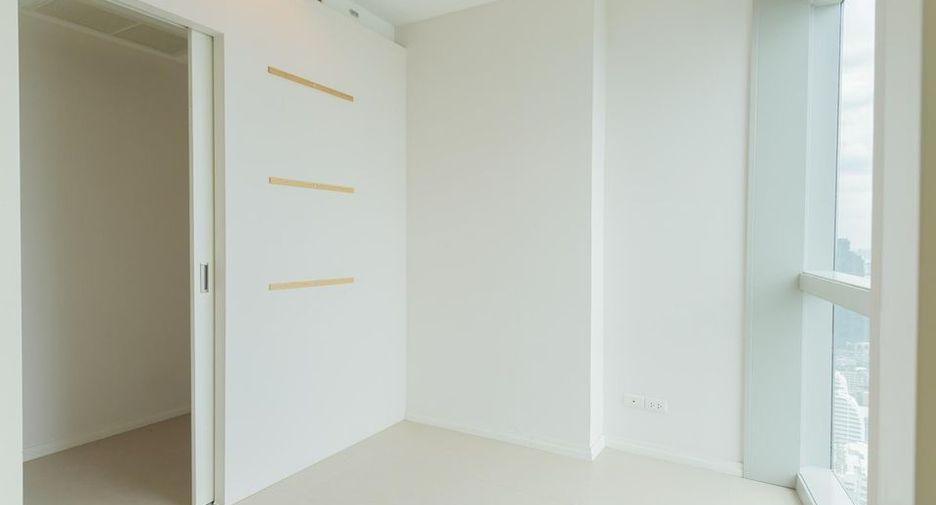 For sale 2 bedrooms condo in Sathon, Bangkok