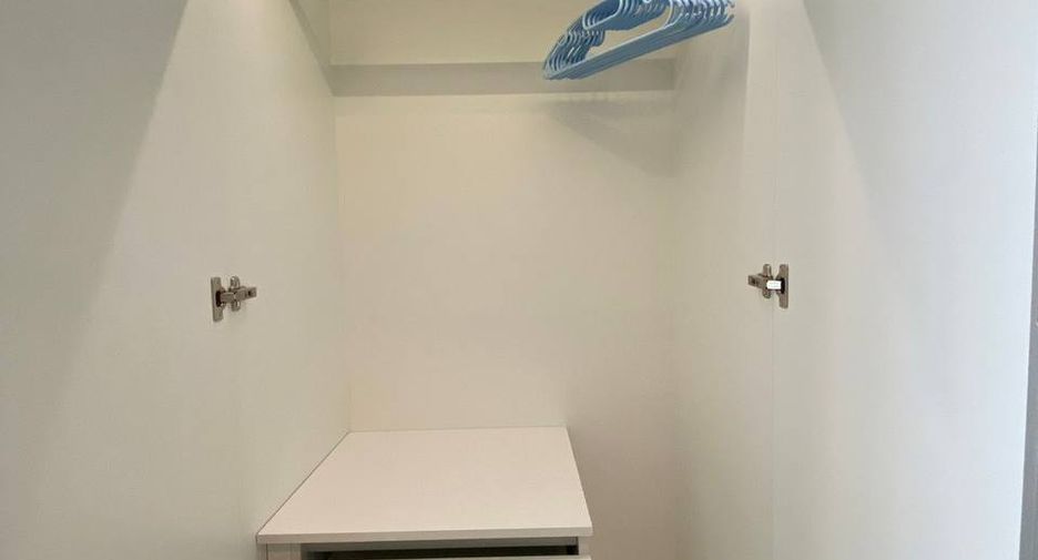 For rent 2 bedrooms condo in Bang Lamung, Chonburi
