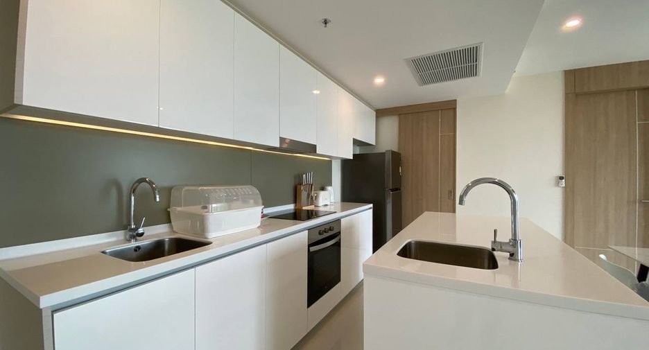 For rent 2 bedrooms condo in Bang Lamung, Chonburi