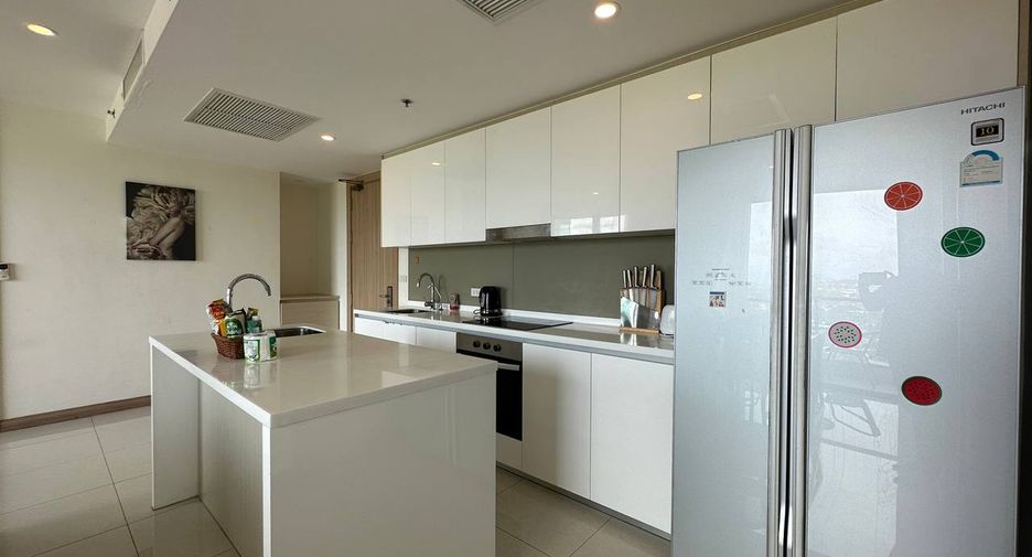 À louer 2 chambres condo à Bang Lamung, Chonburi