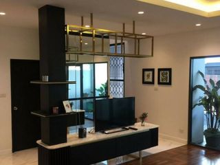 ให้เช่า 2 ห้องนอน บ้านเดี่ยว ใน วัฒนา, กรุงเทพฯ