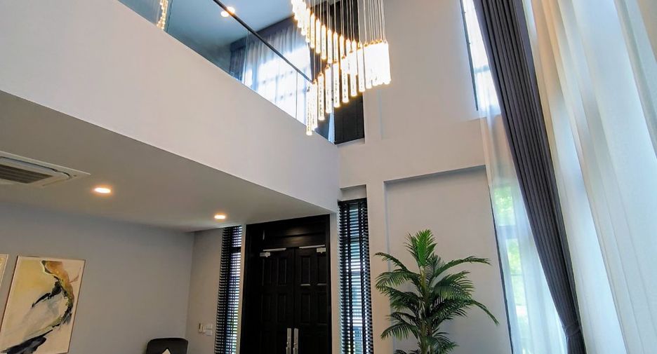 For rent 5 bed house in Bang Phli, Samut Prakan