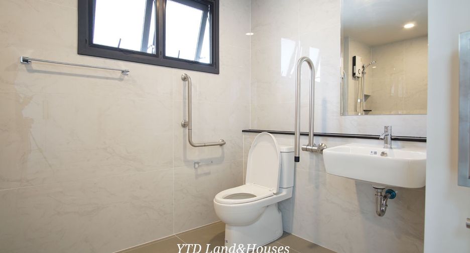 For rent 5 bed house in Bang Phli, Samut Prakan