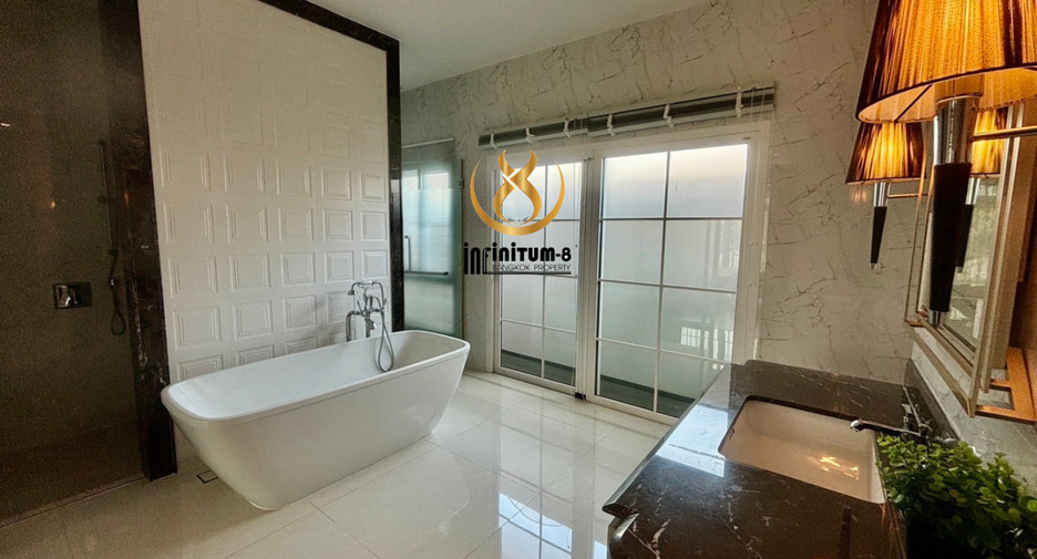 For rent 4 bedrooms house in Bang Phli, Samut Prakan