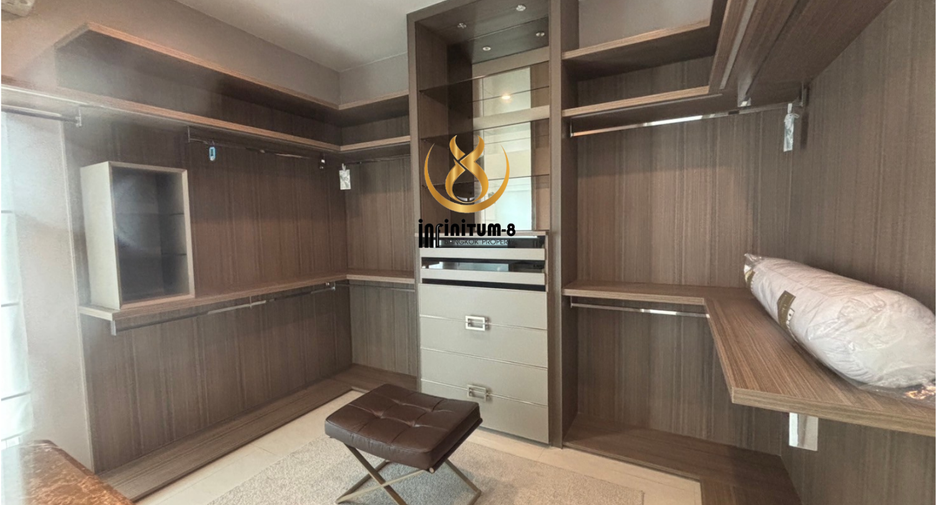 For rent 4 bedrooms house in Bang Phli, Samut Prakan