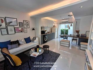 For sale 2 Beds townhouse in Krathum Baen, Samut Sakhon
