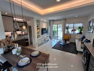 For sale 2 Beds townhouse in Krathum Baen, Samut Sakhon