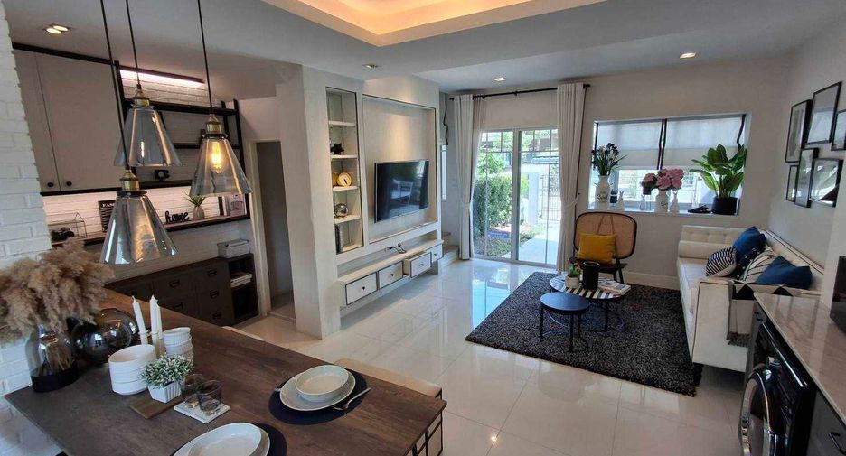 For sale 2 bed townhouse in Krathum Baen, Samut Sakhon