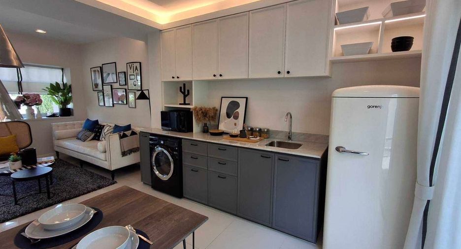 For sale 2 bed townhouse in Krathum Baen, Samut Sakhon