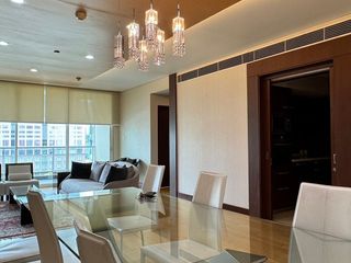 À louer 2 chambres condo à Pathum Wan, Bangkok