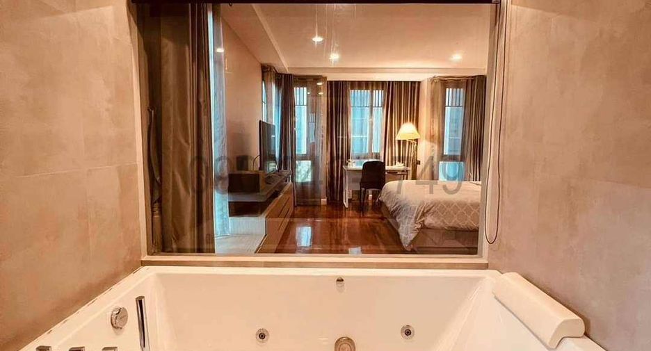 For rent 1 bed office in Watthana, Bangkok