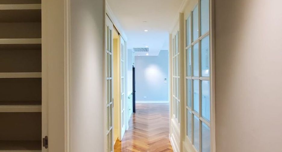 Condo en alquiler de 4 habitaciones en Pathum Wan, Bangkok