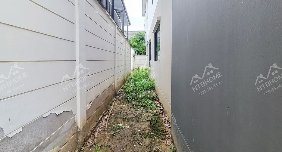 For sale 3 Beds townhouse in Bang Bua Thong, Nonthaburi
