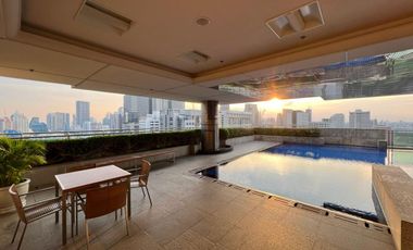 For rent 4 bedrooms condo in Pathum Wan, Bangkok