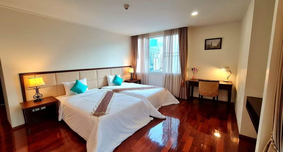 Wohnung zur Miete mit 3 Zimmer in Watthana, Bangkok