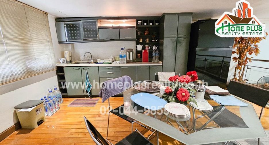 For sale 1 bed retail Space in Khan Na Yao, Bangkok