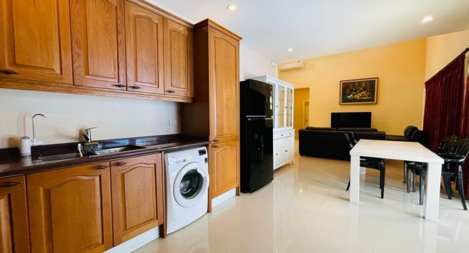 À louer 3 chambres maison à Bang Lamung, Chonburi
