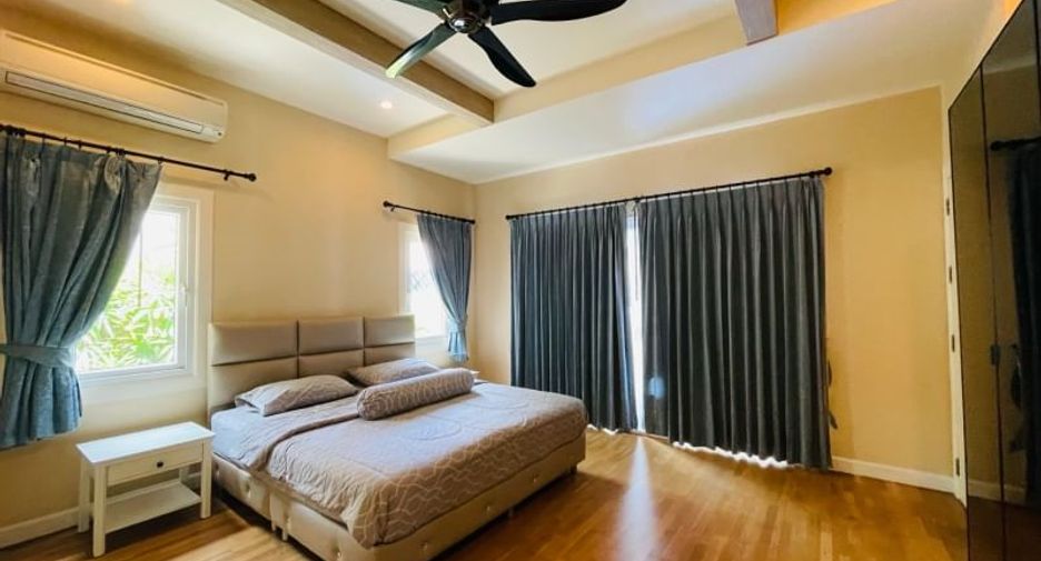 À louer 3 chambres maison à Bang Lamung, Chonburi